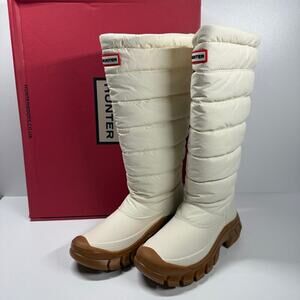 NIB •HUNTER BOOTS - Women's Intrepid Tall Snow Boot - Winter boots Size: 6